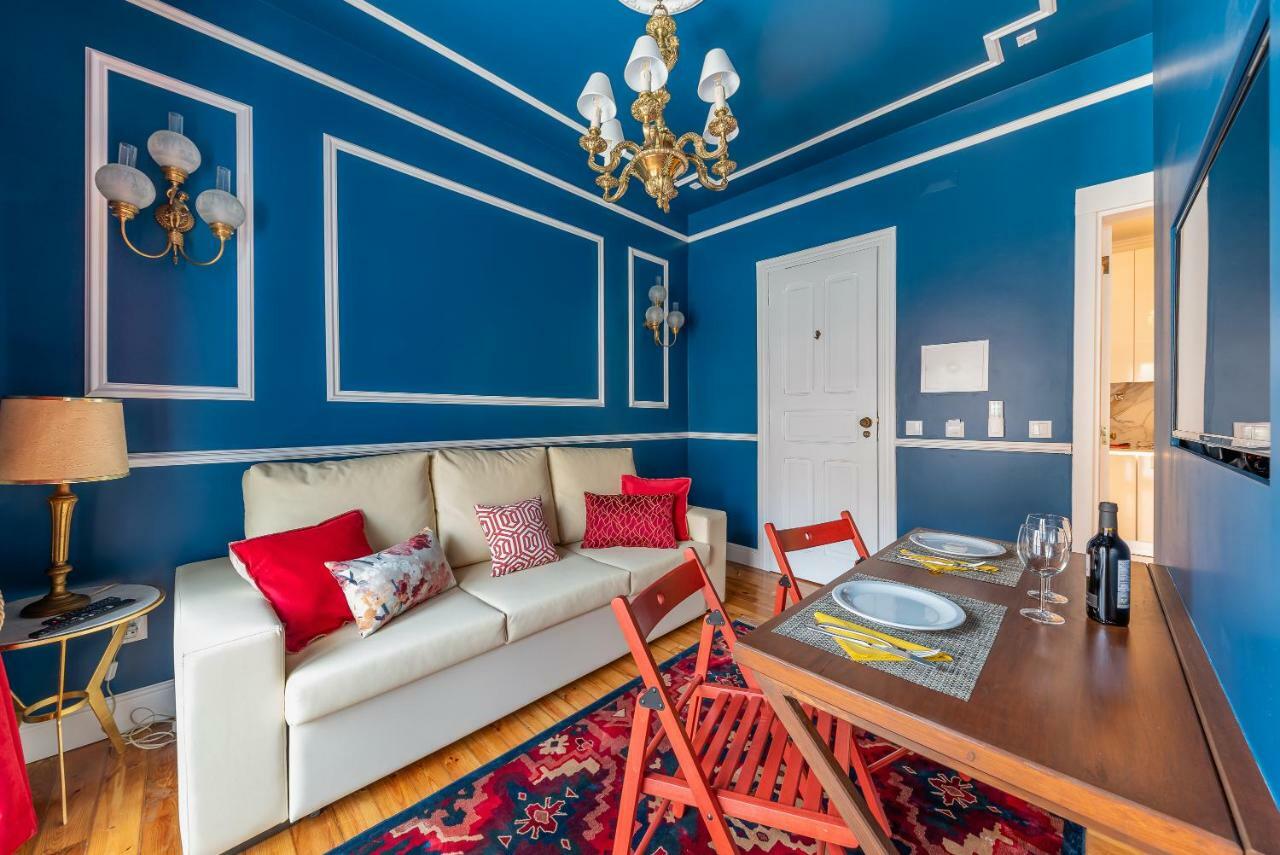 Style And Comfort In Downtown Lisbon Exterior photo